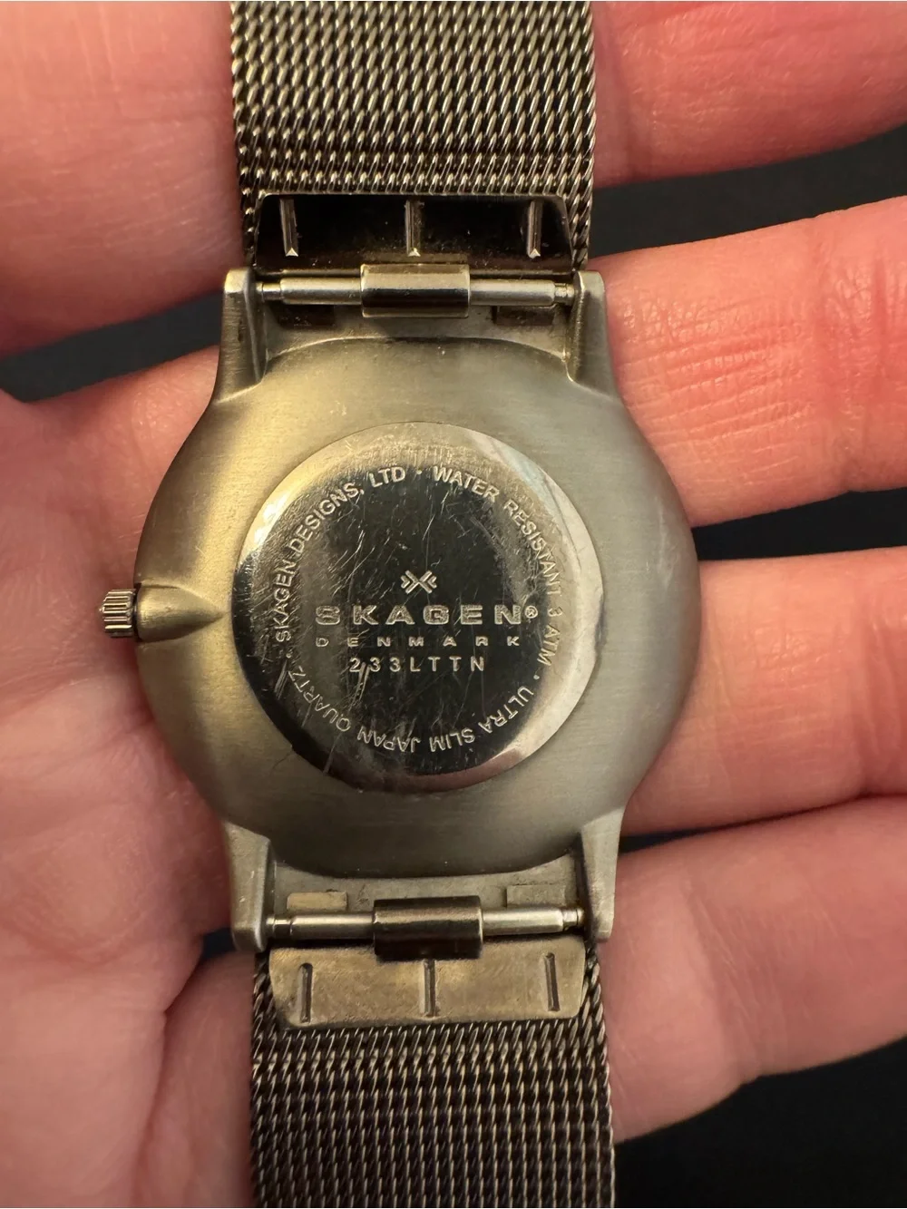 Vintage Skagen Titanium Men's Watch with Deep Blue Dial and Silver Mesh Band